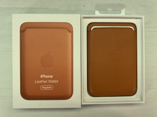 Apple Leather Wallet MagSafe Golden Brown