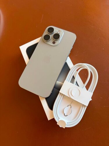 Iphone 16 pro 128 gb Natural titanium color