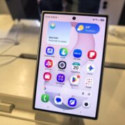 Samsung Galaxy Z Fold 8